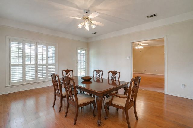 144 Trailwood Drive, Joshua, TX 76058
