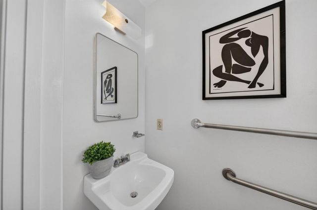 382 Clarence Avenue, Sunnyvale, CA 94086