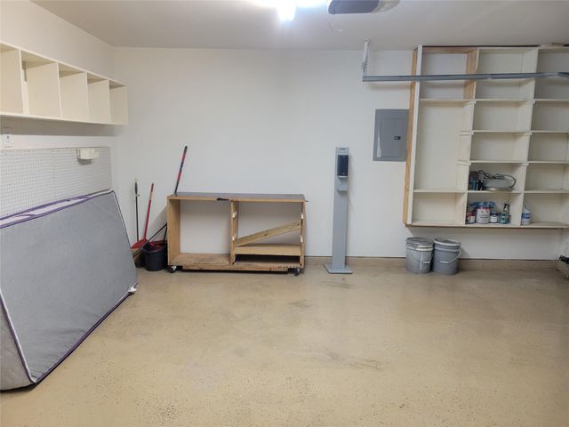 8126 Golf Green Circle, Houston, TX 77036