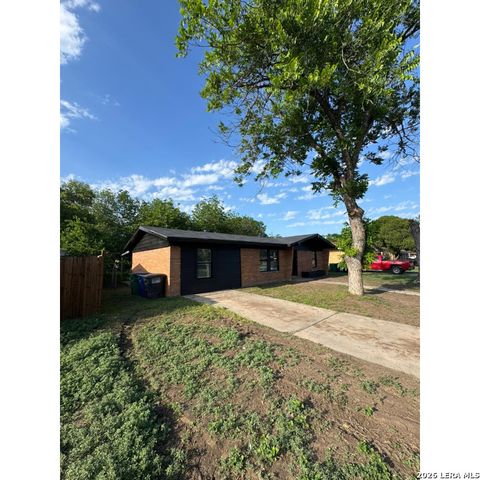 4627 LAKEWOOD DR, San Antonio, TX 78220