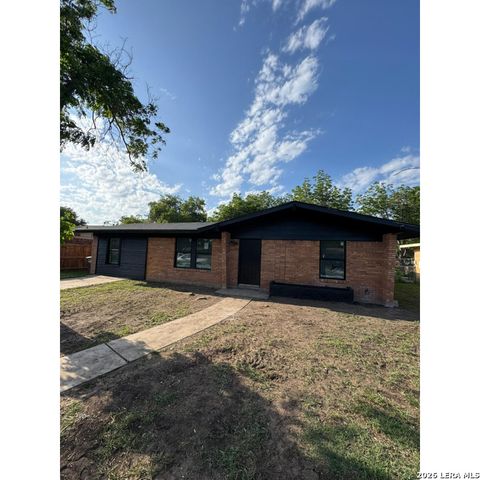 4627 LAKEWOOD DR, San Antonio, TX 78220