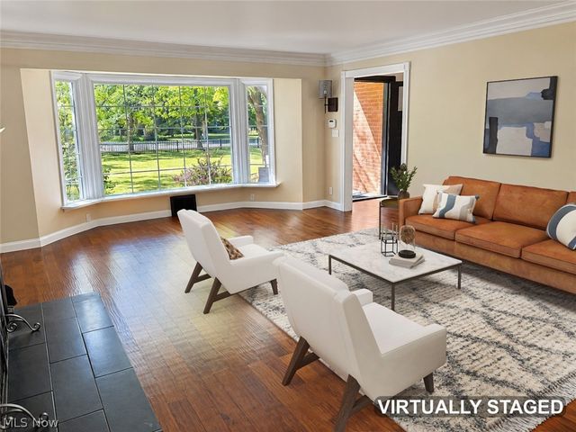 267 S Main Street, Hudson, OH 44236