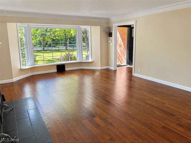 267 S Main Street, Hudson, OH 44236