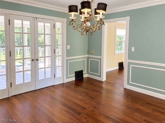 267 S Main Street, Hudson, OH 44236