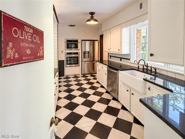 267 S Main Street, Hudson, OH 44236
