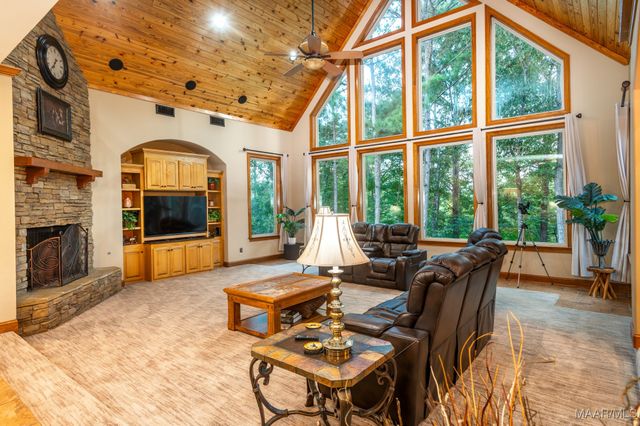 120 Covered Bridge Road, Wetumpka, AL 36093