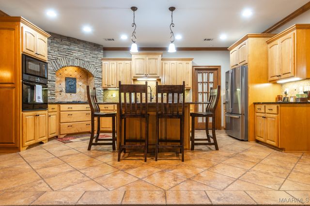 120 Covered Bridge Road, Wetumpka, AL 36093