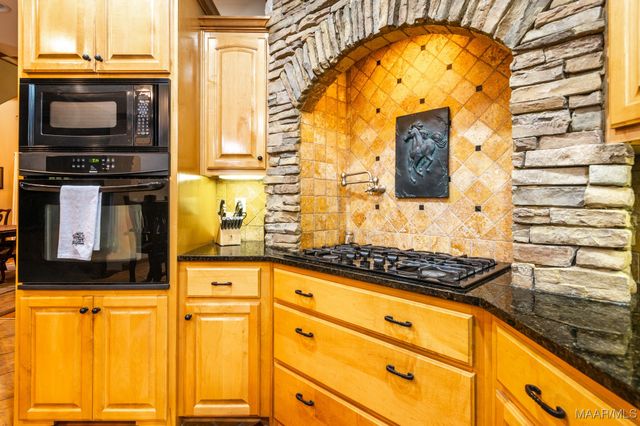 120 Covered Bridge Road, Wetumpka, AL 36093