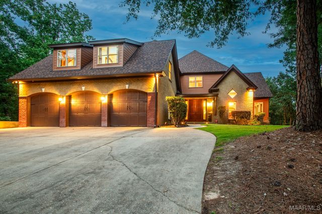 120 Covered Bridge Road, Wetumpka, AL 36093