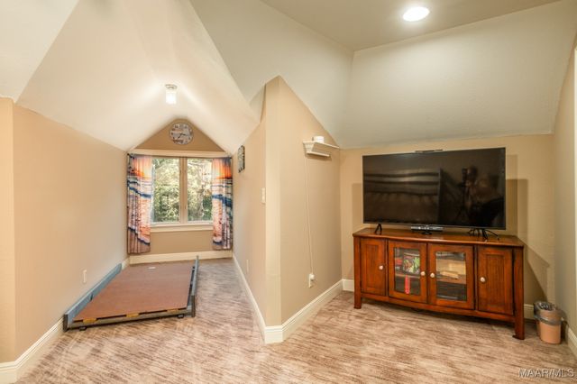 120 Covered Bridge Road, Wetumpka, AL 36093