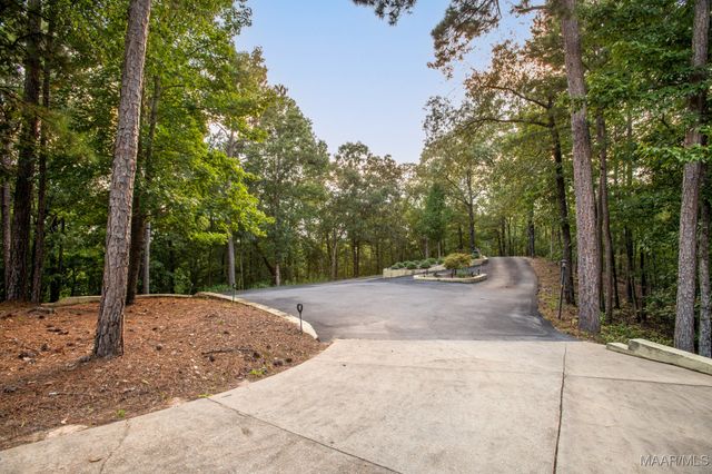 120 Covered Bridge Road, Wetumpka, AL 36093