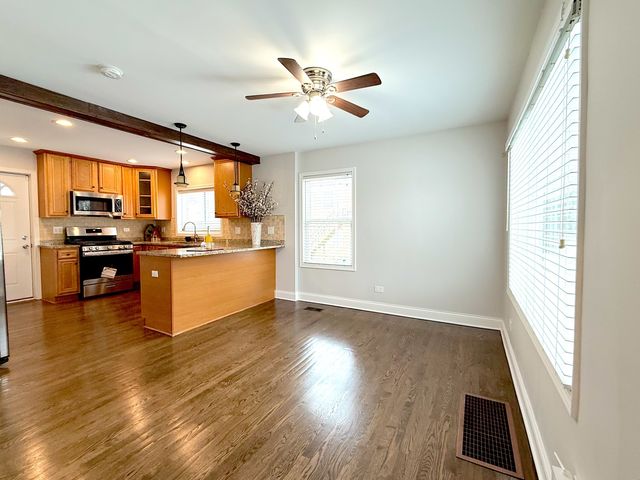 1924 13th Avenue, Broadview, IL 60155