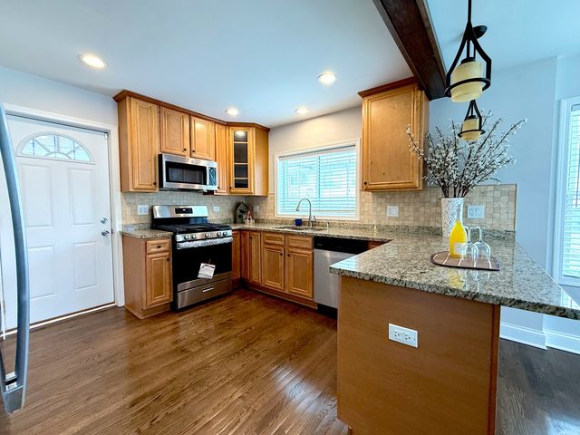 1924 13th Avenue, Broadview, IL 60155