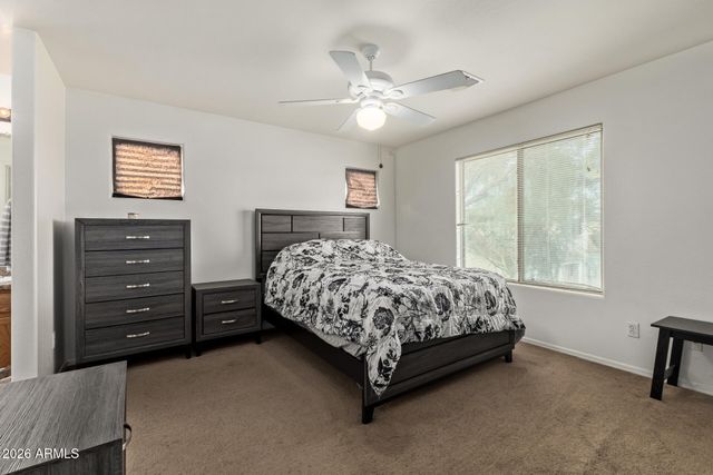 825 E MINTON Street, Phoenix, AZ 85042