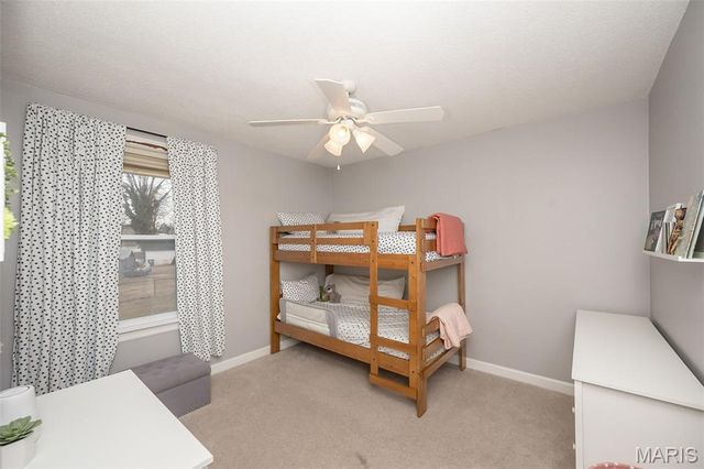 1475 Saint Catherine Street, Florissant, MO 63033