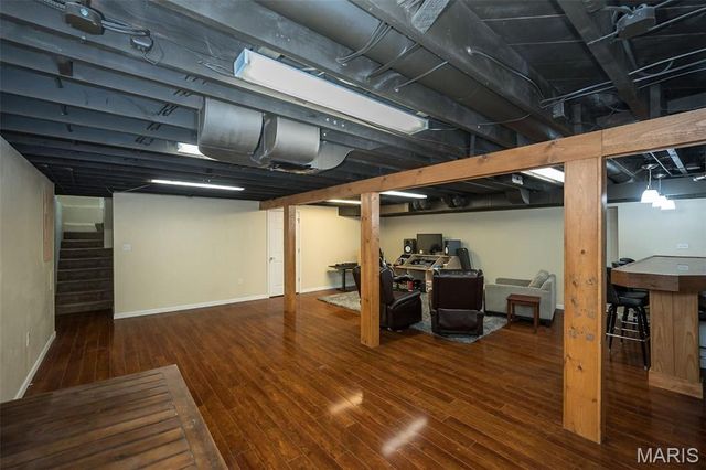 1475 Saint Catherine Street, Florissant, MO 63033