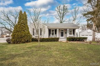 1475 Saint Catherine Street, Florissant, MO 63033