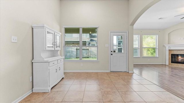 11303 Crestbrook Park Lane, Tomball, TX 77375