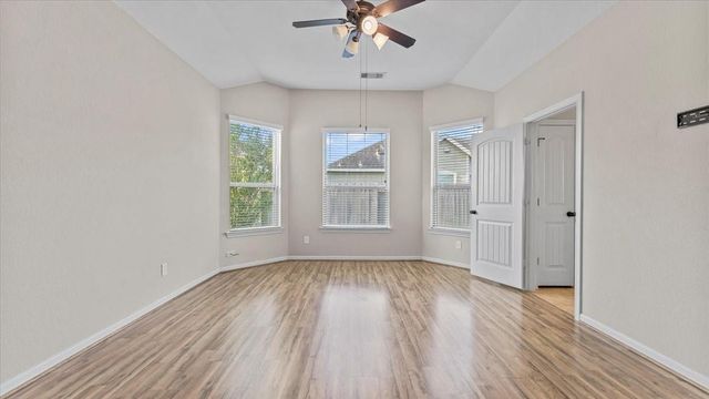 11303 Crestbrook Park Lane, Tomball, TX 77375