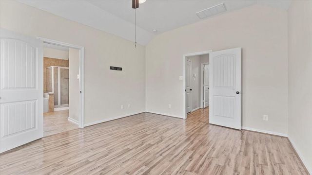 11303 Crestbrook Park Lane, Tomball, TX 77375