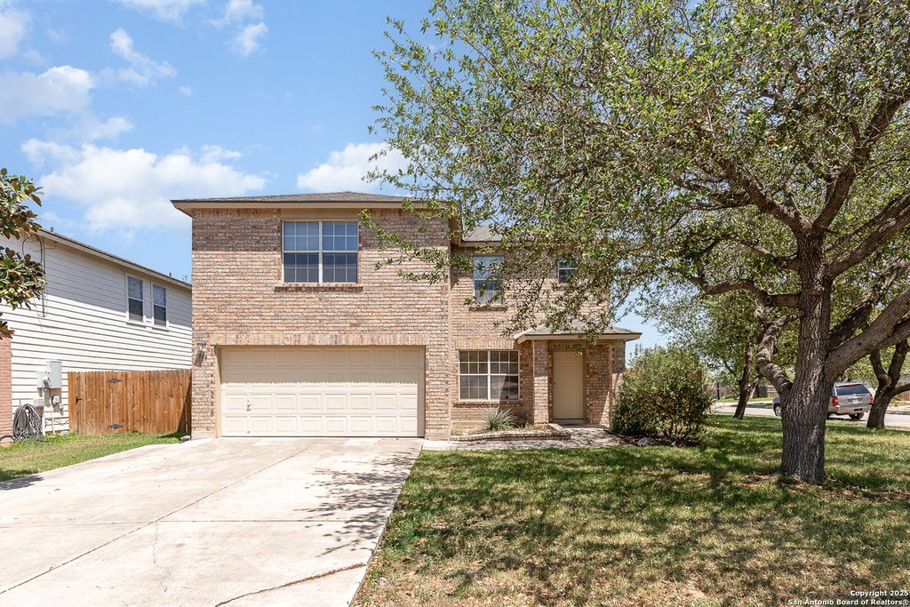 649 San Augustine Blvd, New Braunfels, TX 78132