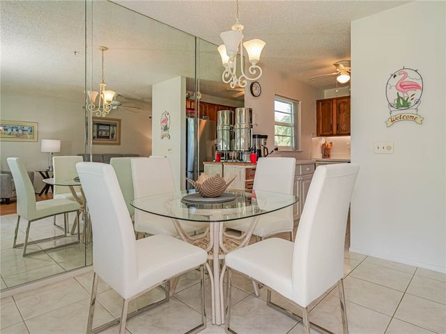 29 Vista Gardens Trail 203, Vero Beach, FL 32962