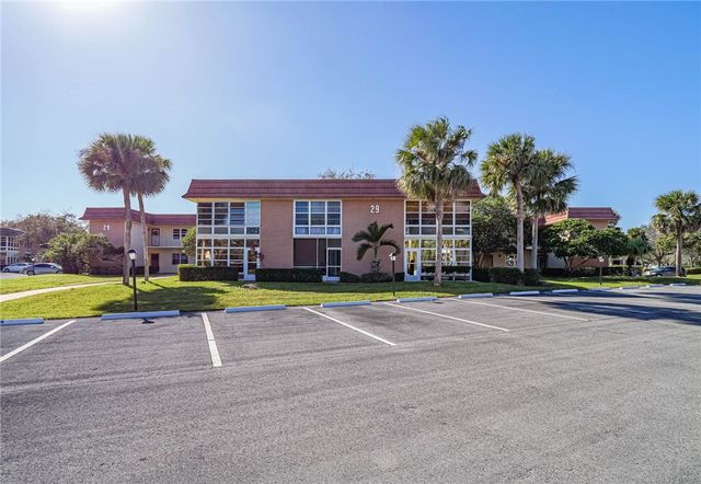 29 Vista Gardens Trail 203, Vero Beach, FL 32962
