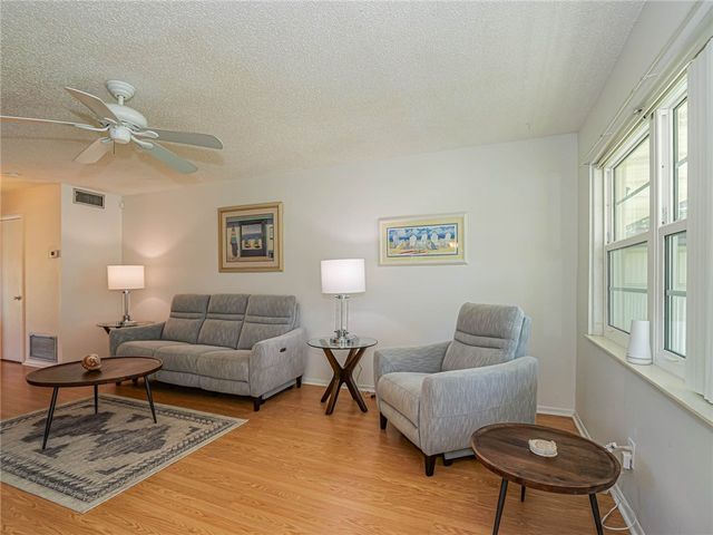 29 Vista Gardens Trail 203, Vero Beach, FL 32962