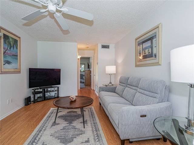 29 Vista Gardens Trail 203, Vero Beach, FL 32962