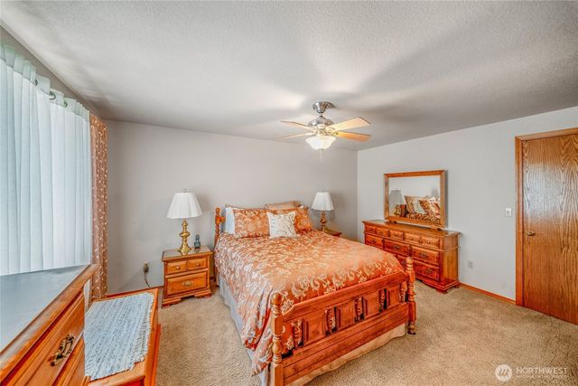 2316 Burbank Avenue NW, Olympia, WA 98502
