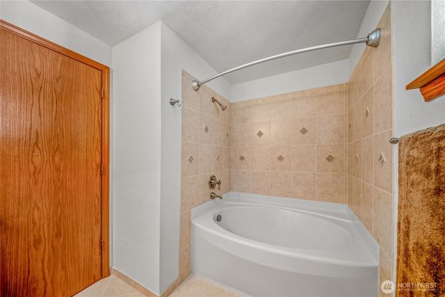 2316 Burbank Avenue NW, Olympia, WA 98502