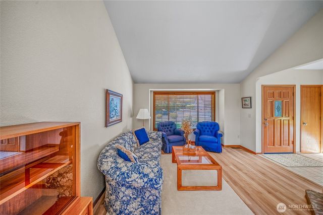 2316 Burbank Avenue NW, Olympia, WA 98502