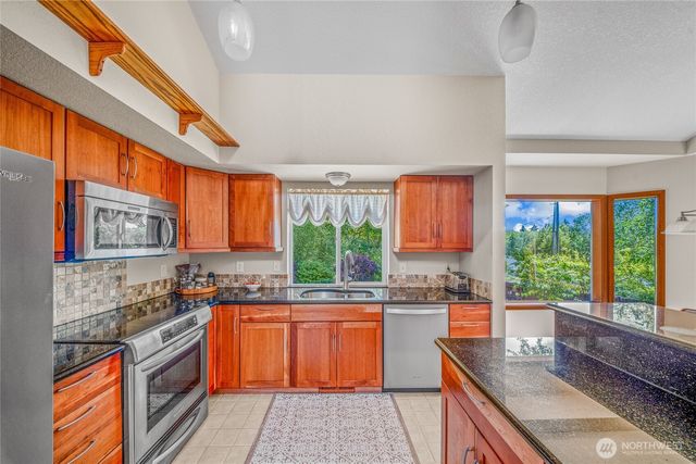 2316 Burbank Avenue NW, Olympia, WA 98502