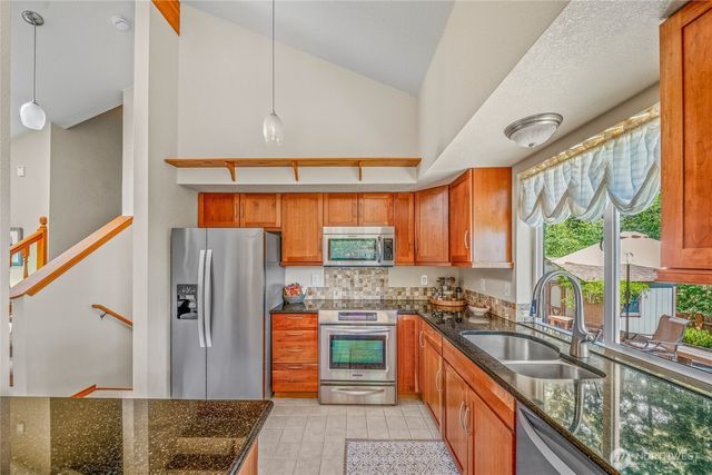 2316 Burbank Avenue NW, Olympia, WA 98502