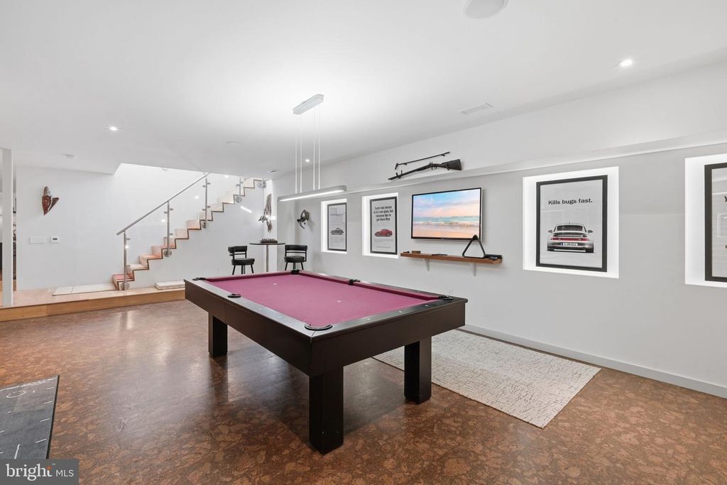 Image 30 of property listing at 2800 BENNETT POINT RD, Queenstown, MD 21658