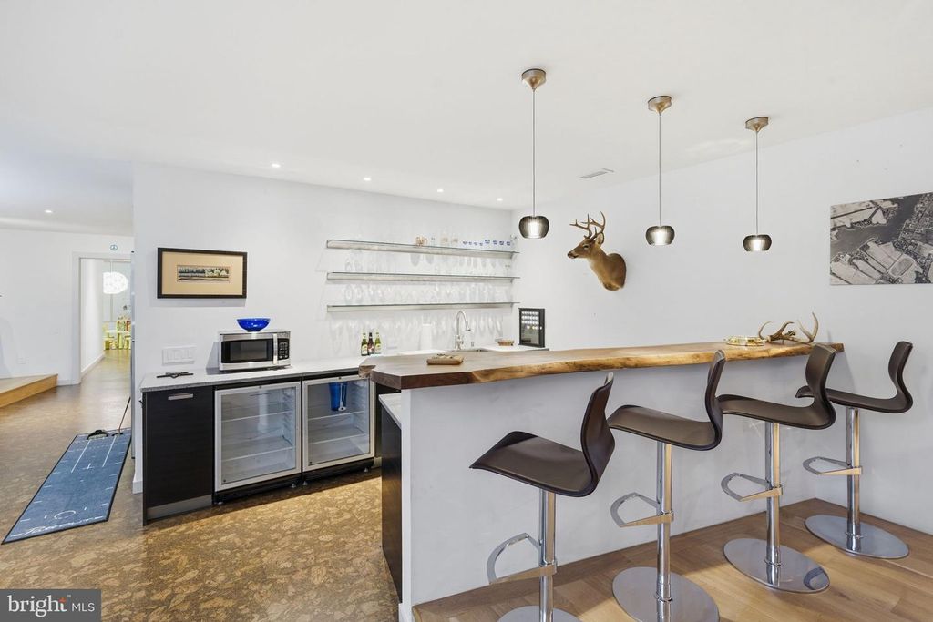 Image 31 of property listing at 2800 BENNETT POINT RD, Queenstown, MD 21658