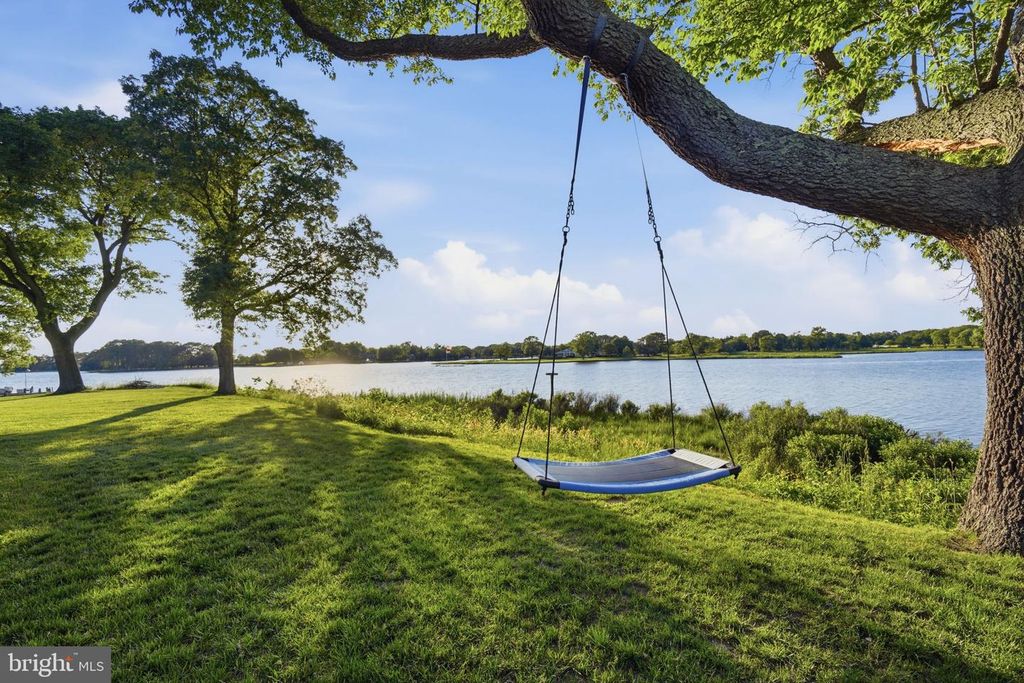 Image 52 of property listing at 2800 BENNETT POINT RD, Queenstown, MD 21658