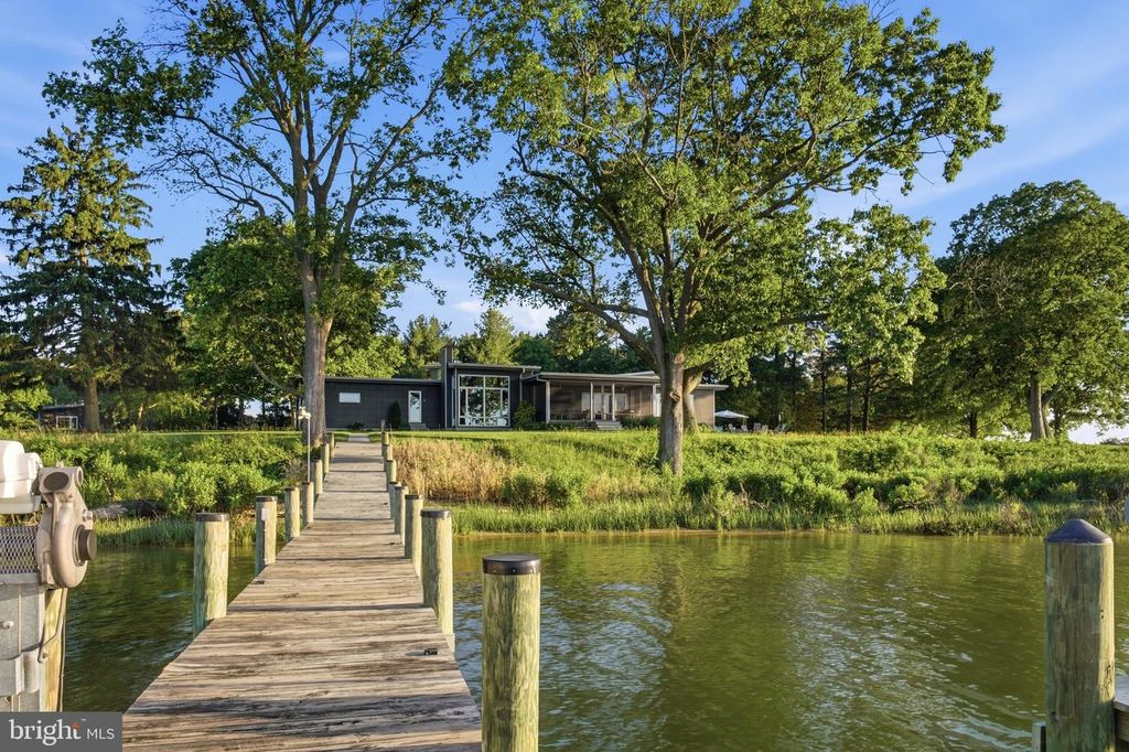 Image 54 of property listing at 2800 BENNETT POINT RD, Queenstown, MD 21658