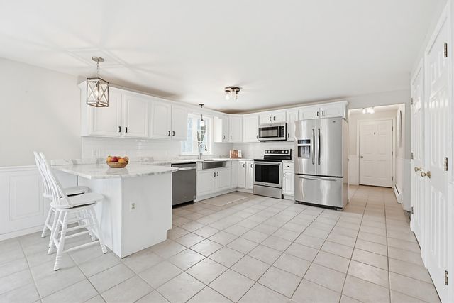 19 Rouleau Drive, Somersworth, NH 03878