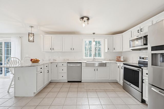 19 Rouleau Drive, Somersworth, NH 03878