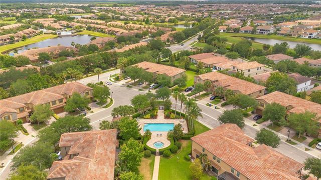 8407 PRESTBURY DRIVE, Orlando, FL 32832