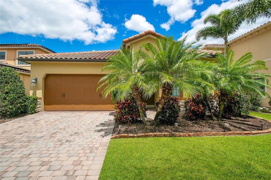 8407 PRESTBURY DRIVE, Orlando, FL 32832