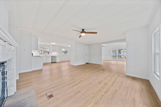 40 Victorian Way, West Bridgewater, MA 02379