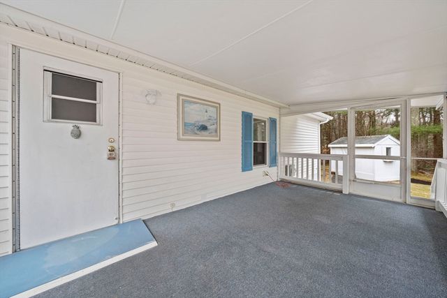 40 Victorian Way, West Bridgewater, MA 02379