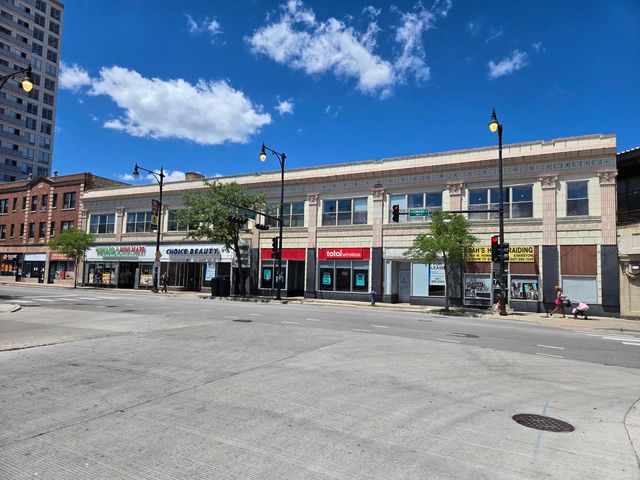 311 Howard Street, Evanston, IL 60202