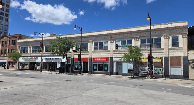 311 Howard Street, Evanston, IL 60202