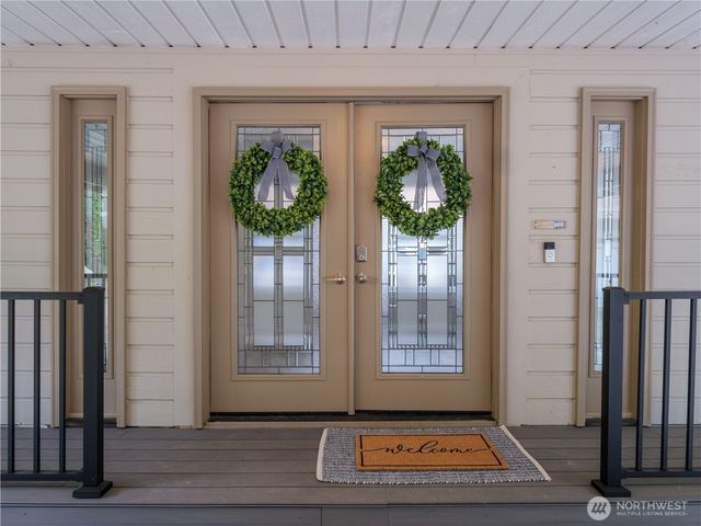 15245 260th Avenue SE, Issaquah, WA 98027