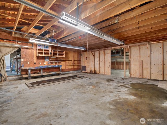 15245 260th Avenue SE, Issaquah, WA 98027