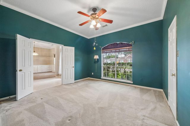2317 Champion Drive, Pearland, TX 77581