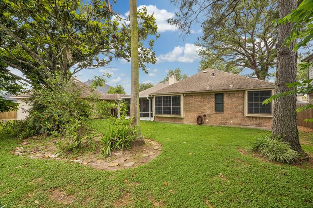 2317 Champion Drive, Pearland, TX 77581